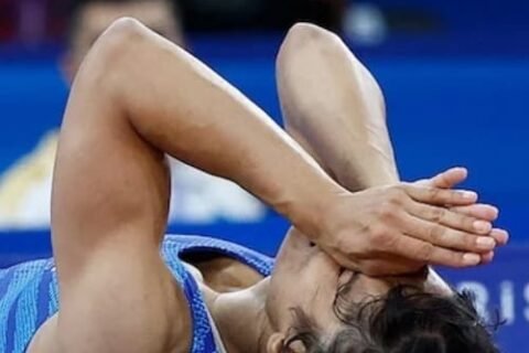 Indian Wrestler Vines Phogat pride of India disqualified from Paris.